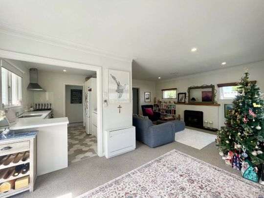 Perfect on Paynters Ave - Photo 1