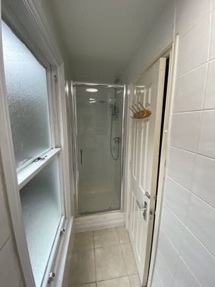 Studio Flat, Wrights Lane, W8 - Photo 1