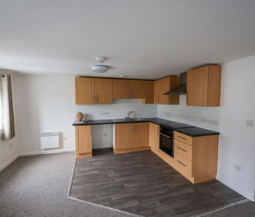 3 bedroom maisonette to rent - Photo 3