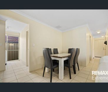 Low Maintenance 3x2 Villa in Central Armadale - Photo 2