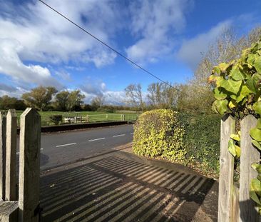 1 bedroom cottage to rent - Photo 2