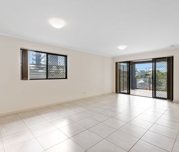 5/19 Latham Street, Chermside QLD 4032 - Apartment For Rent | Domain - Photo 2