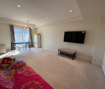 For Lease - 80 Nearco Crescent, Oshawa, Ontario - Photo 6