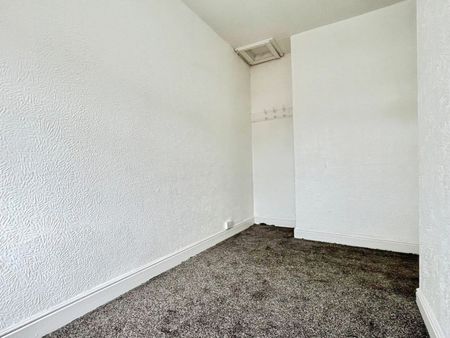 2 bedroom House To Let - Photo 5