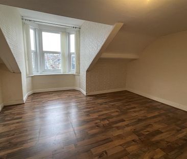 3 bedroom apartment to rent - Photo 5