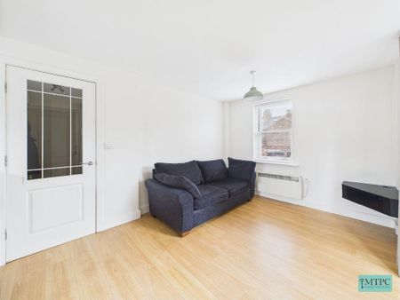 1 bedroom apartment to rent - Photo 2