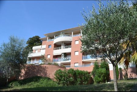 Location appartement 3 pièces, 61.00m², Grasse - Photo 5