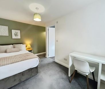 1 bedroom in a house share to rent - Photo 6