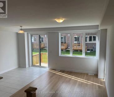 36 JOHN CANNING WAY E - Photo 2