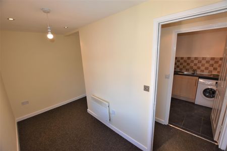 Western Road - Photo 3