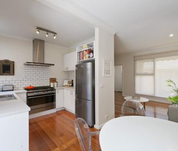 1/17 Garden Road, Camberwell - Photo 1