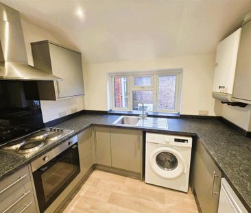 1 bedroom flat to rent - Photo 3