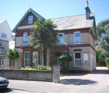 Kirtleton Avenue, Weymouth, DT4 - Photo 2