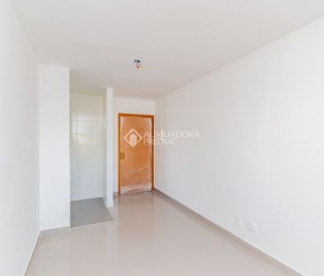 Apartamento com 2 quartos e 45m² para alugar em Jardim Itu, Porto A... - Photo 1