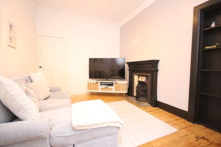 Woodside Walk, Hamilton, ML3 - Photo 4