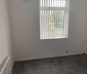 Central Avenue, Liverpool, Merseyside, L24 - Photo 3