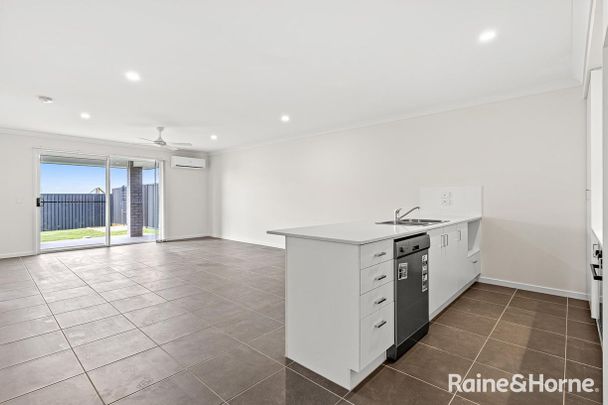 Modern & Spacious Duplex in a Great Location - Photo 1