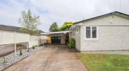 Beautiful Home, Great Location! - Photo 5