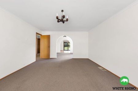 5 Sambell Place, Monash - Photo 2