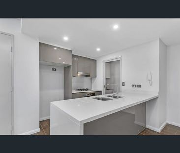 Modern Apartment in Prime Macquarie Park Location - Photo 2