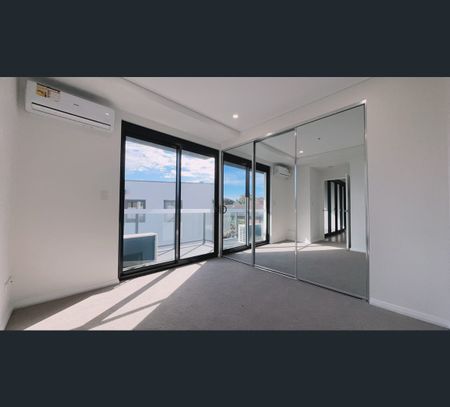 208/116 Northcote Road, Greenacre, NSW 2190 - Photo 4