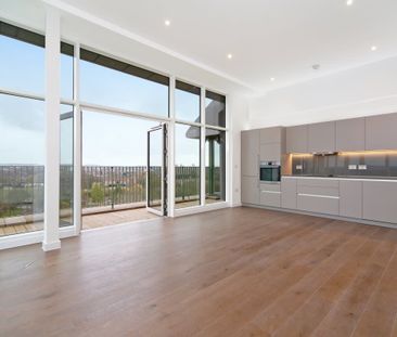 Astell Road Kidbrooke SE3 - Photo 6