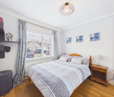Doris Road, Ashford, Surrey,TW15 - Photo 3