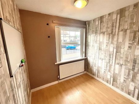 72 Glenbane Avenue, Newtownabbey, BT37 9JW - Photo 4