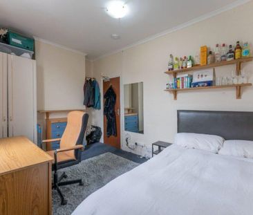 5 bedroom terraced house to rent - Photo 3