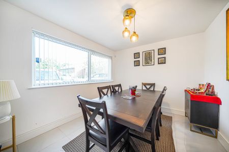 £1,900 - To Let - Photo 3