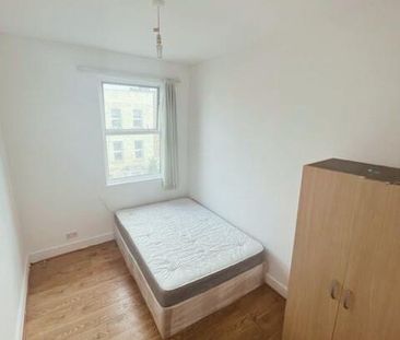 1 bedroom private hall to rent - Photo 2