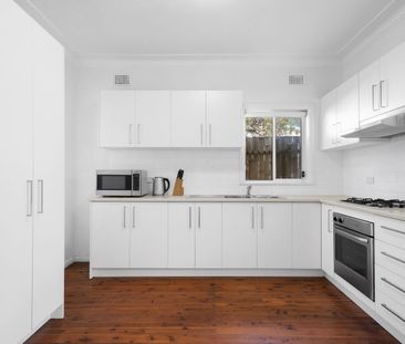 2 Bedroom Home - Photo 6