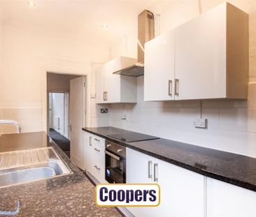 2 bedroom terraced house to rent - Photo 4