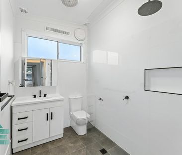 Freshly renovated family home - Photo 5