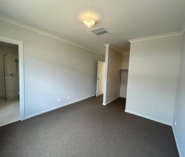 Spacious Family Home - Photo 1