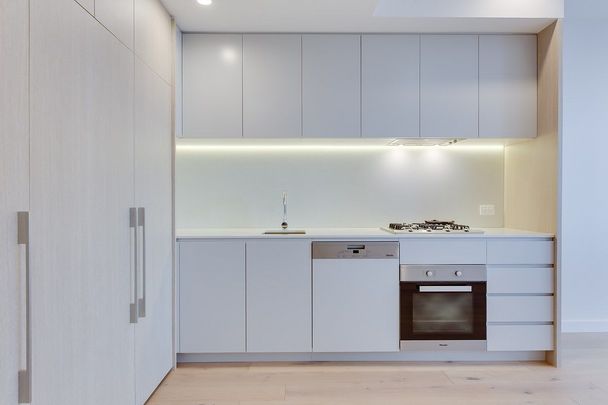 One Bedroom Apartment - Photo 1