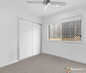 Charming Family Home in Flagstone - Photo 4