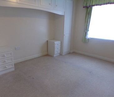 Mountbatten Close, Preston - Photo 2