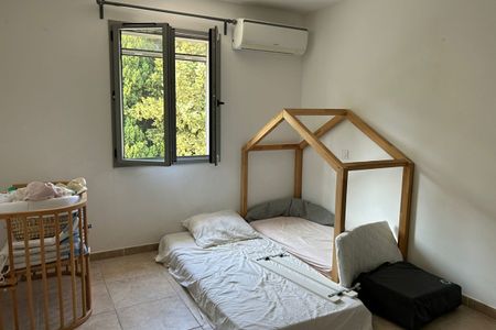 A louer : Villa au coeur du village de Maussane-les-Alpilles avec piscine - Photo 5