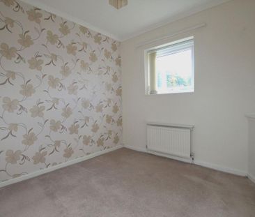 2 bedroom semi-detached house to rent - Photo 2