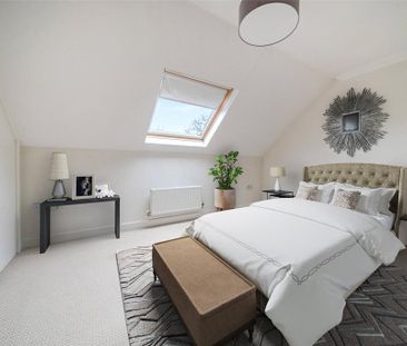 4 bedroom link detached house to rent - Photo 3