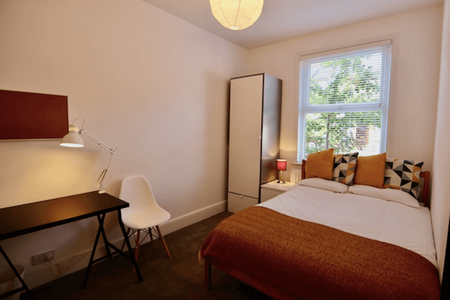 5 bedroom terraced house to rent - Photo 3