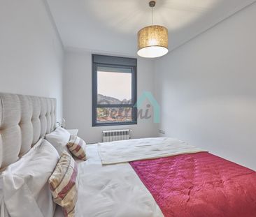 Piso de alquiler en Juan Antonio Álvarez Rabanal, HUCA - La Cadellada - Photo 6