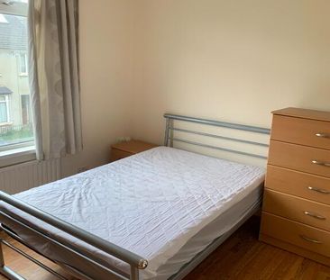 24 Harleston Street, Belfast, BT9 5FS - Photo 3