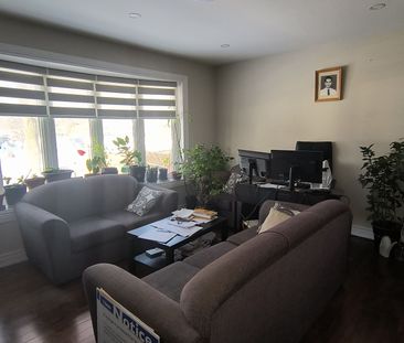 For Lease - 2 Cora Crescent Unit# Main, Toronto, Ontario - Photo 2