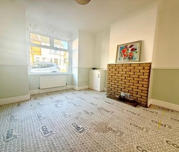 Dane Road, Ramsgate - Photo 2