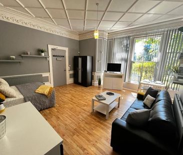 Studio to rent - Photo 3