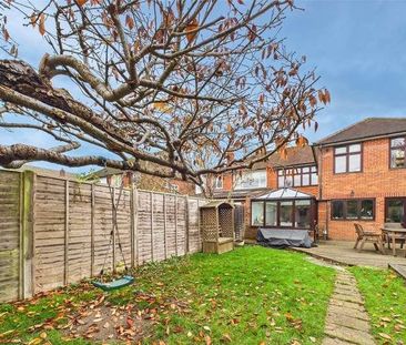 Henley Road, Caversham, Reading, Berkshire, RG4 - Photo 4