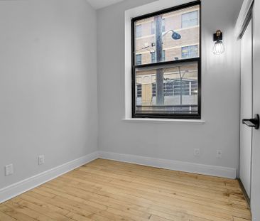 For Lease - 330 Clarence Street Unit# 201, London East, Ontario - Photo 2