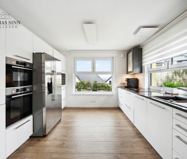 MODERNES EINFAMILIENHAUS MIT GROßEM GARTEN UND ENERGIEEFFIZIENZ A+ - Foto 1